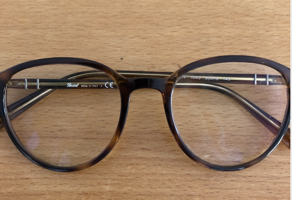 Blaulichtfilter Brille sinnvoll? » Qualität & Preise DeutscheOptiker.de
