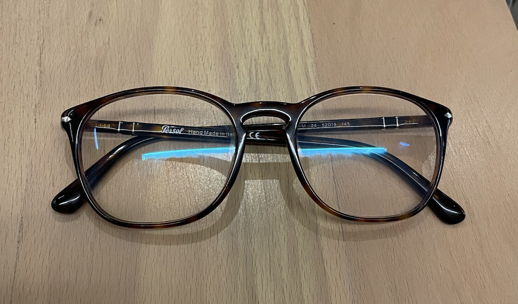 Blaulichtfilter Brille sinnvoll? » Qualität & Preise DeutscheOptiker.de